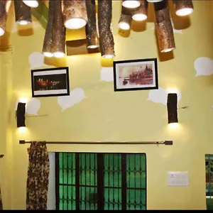  Auberge de jeunesse Monalisa